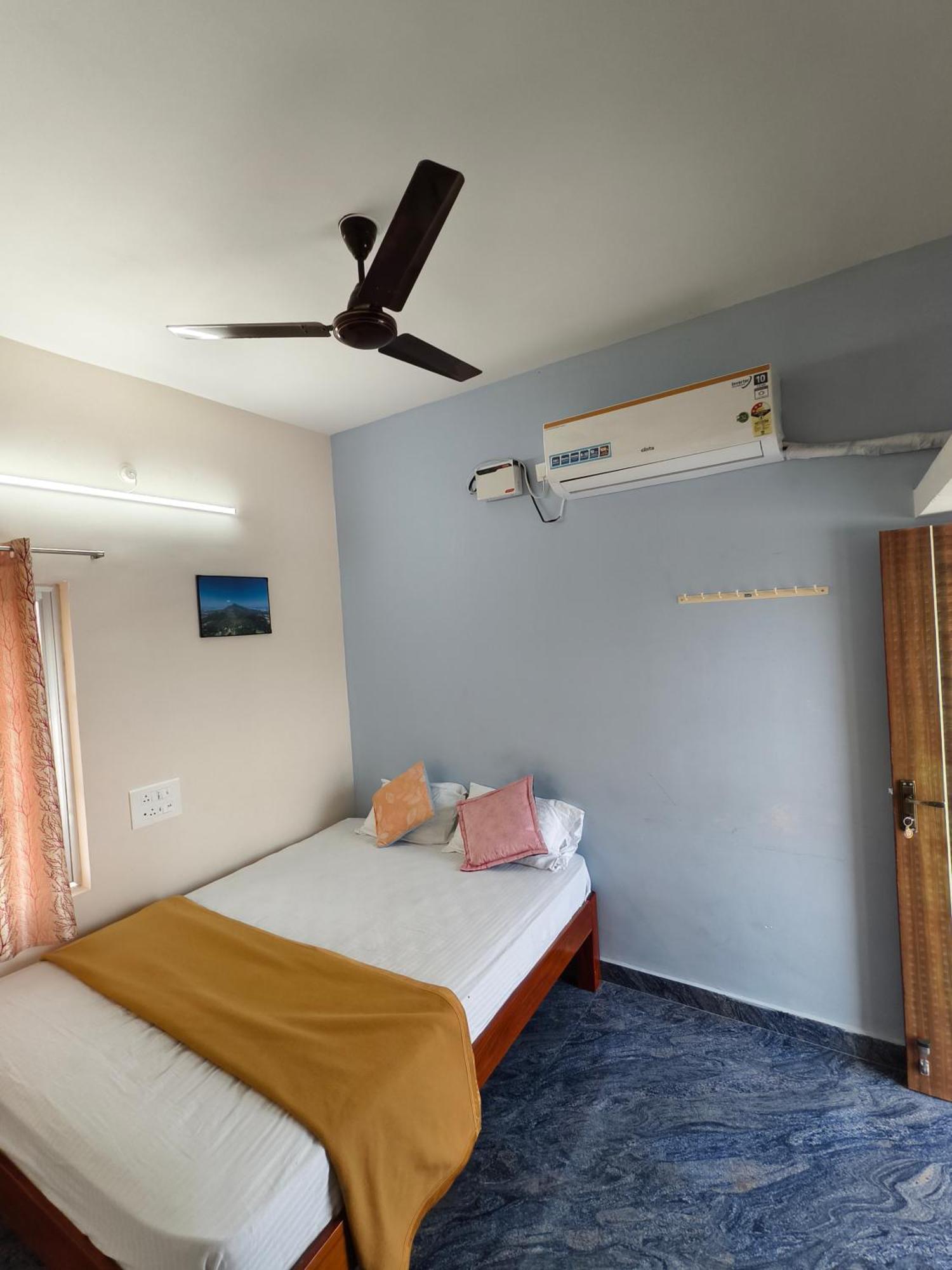Rpm Home Stay Tiruvannāmalai Esterno foto