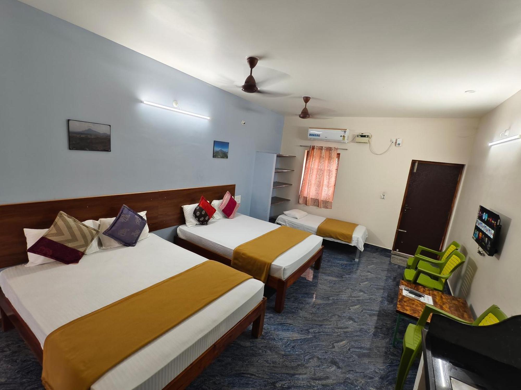 Rpm Home Stay Tiruvannāmalai Esterno foto