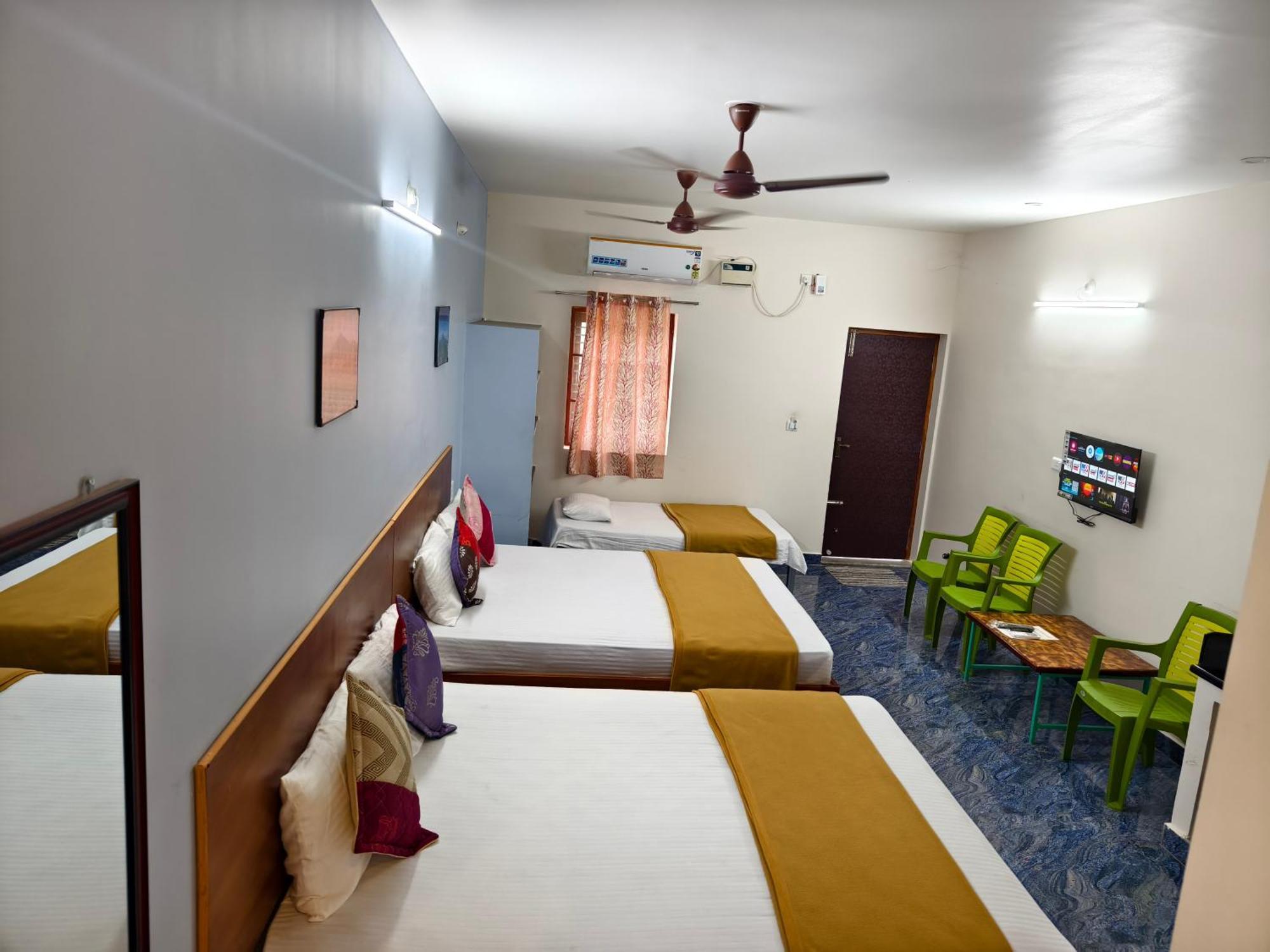 Rpm Home Stay Tiruvannāmalai Esterno foto