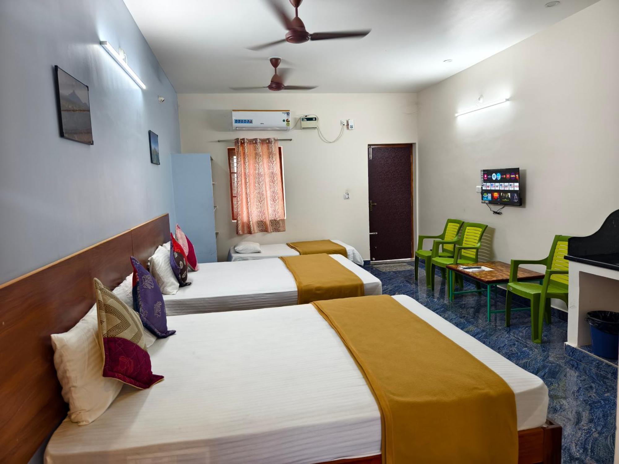 Rpm Home Stay Tiruvannāmalai Esterno foto