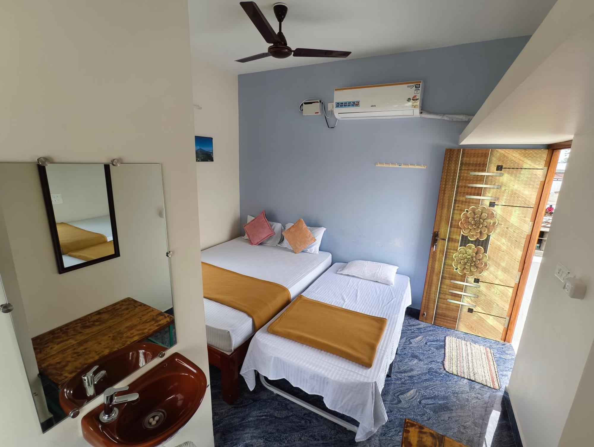 Rpm Home Stay Tiruvannāmalai Esterno foto